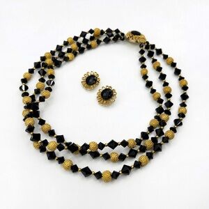 VINTAGE Beaded Necklace & Earrings Set